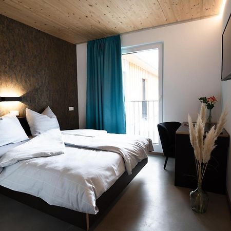 Motel Q Zimmern ob Rottweil 外观 照片