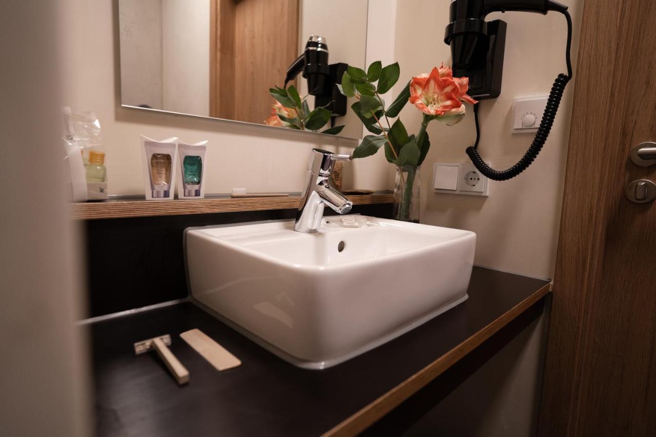 Motel Q Zimmern ob Rottweil 外观 照片
